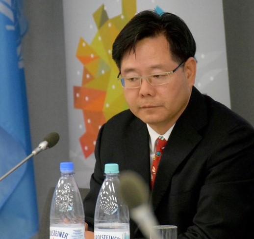 Dr Wenming Yang